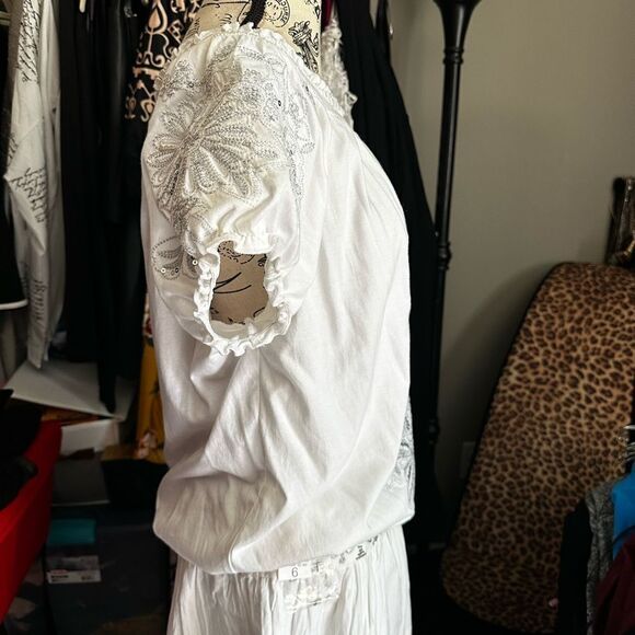 INC International Concepts White Blouse with Elegant Design - Picture 5 of 11